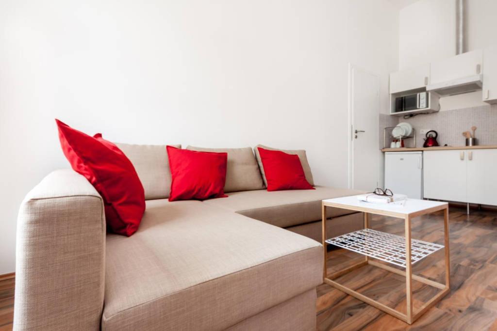 Loft Style Apartment In Hipster Area Budapest Exterior foto
